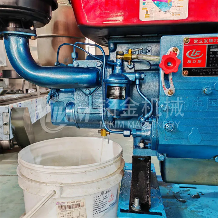 Machine de fabrication d'aliments pour animaux